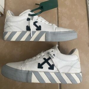 Off White Sneakers